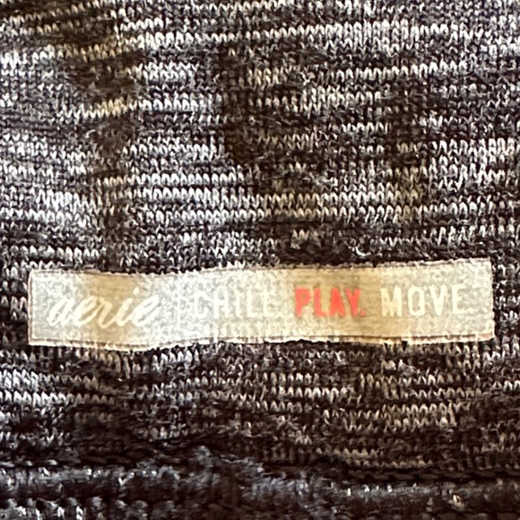 Aerie Charcoal and Gray Leggings - Picture 2 of 6